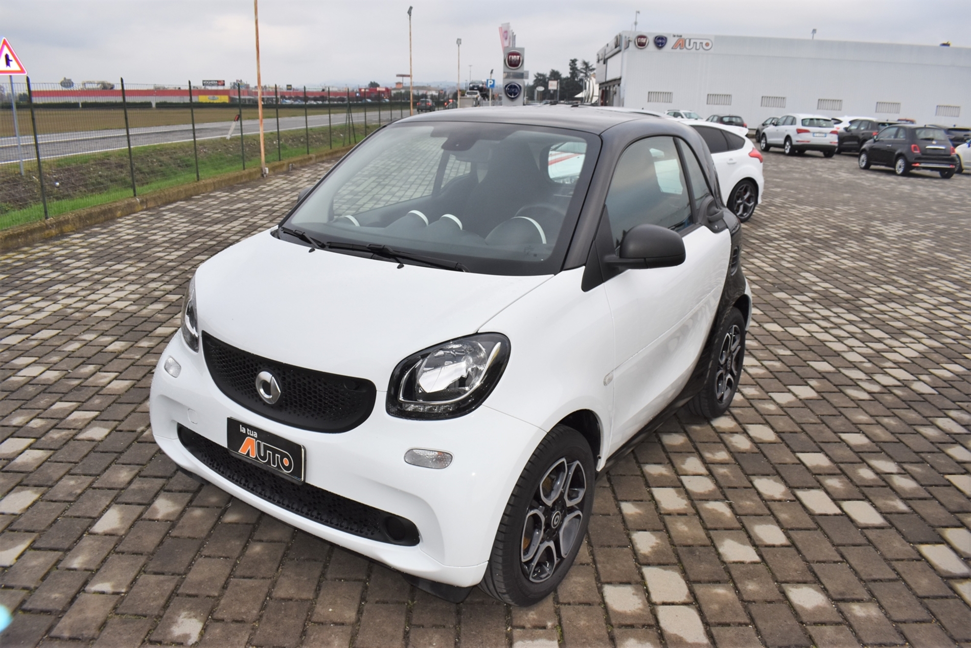 FORTWO 1.0 70CV YOUNGSTER TWINMATIC