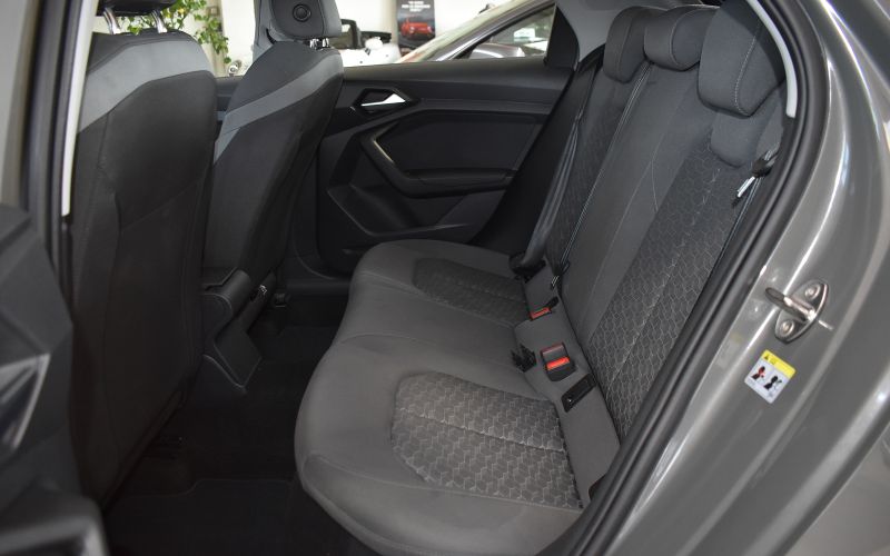 A1 SB 1.0 25  95CV TFSI S LINE EDITION