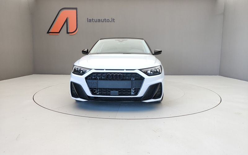 A1 SPORTBACK 30 TFSI 116CV S IDENTITY BLACK