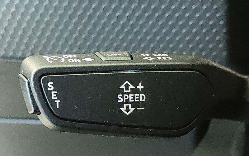 A1 SPORTBACK 30 TFSI 116CV S IDENTITY BLACK