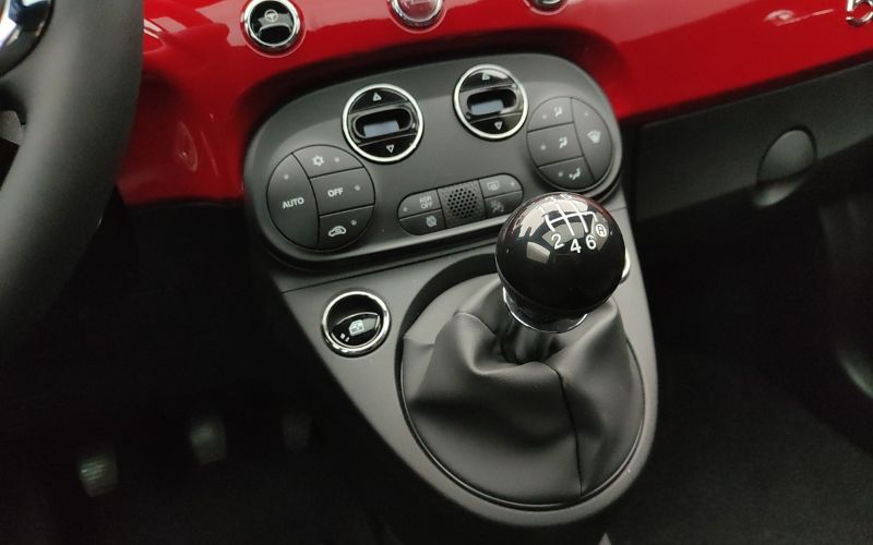500 1.0 70CV HYBRID DOLCEVITA MY24