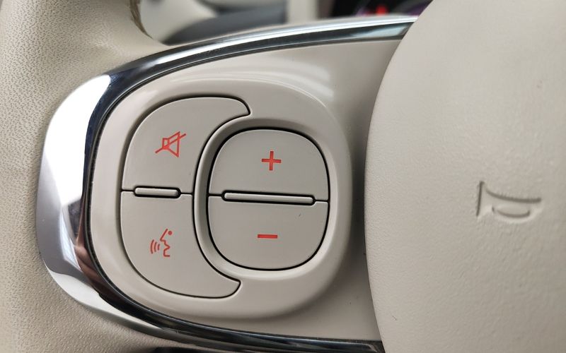 500 1.0 70CV HYBRID DOLCEVITA MY24