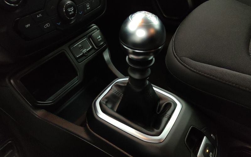 RENEGADE 1.0 T3 120CV LIMITED MY23