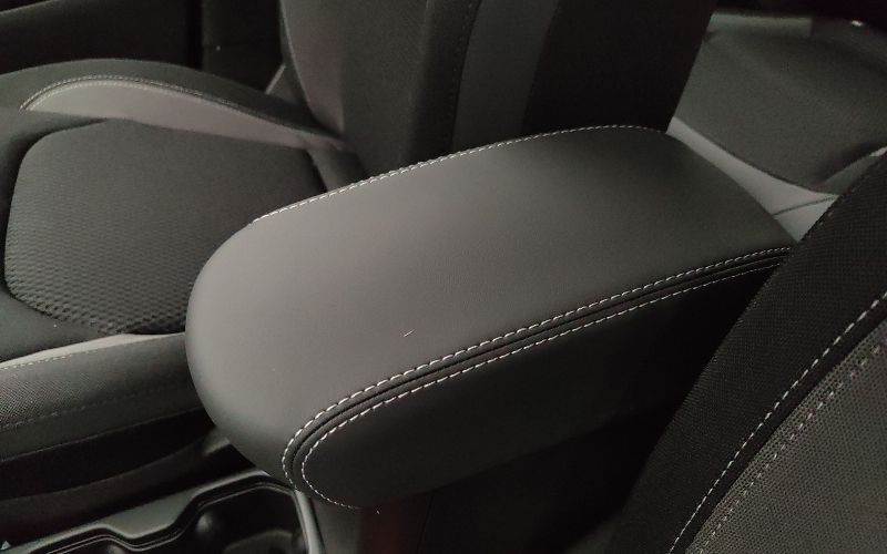 RENEGADE 1.0 T3 120CV LIMITED