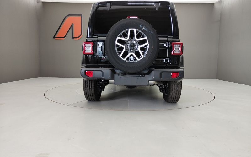 WRANGLER 2.0 272CV UNLIMITED SAHARA 