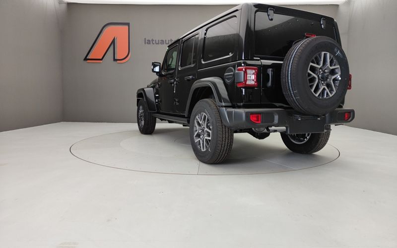 WRANGLER 2.0 272CV UNLIMITED SAHARA 