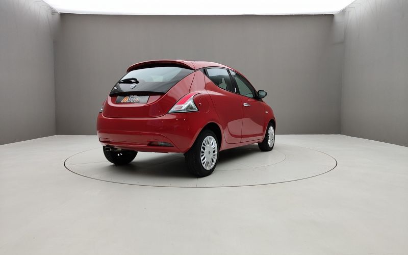 YPSILON 1.3 MJT 95CV GOLD TETTO APRIBILE