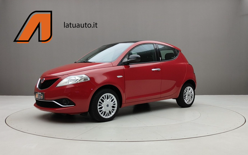 YPSILON 1.3 MJT 95CV GOLD TETTO APRIBILE