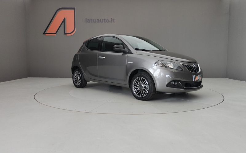 YPSILON 1.0 70CV HYBRID GOLD PLUS