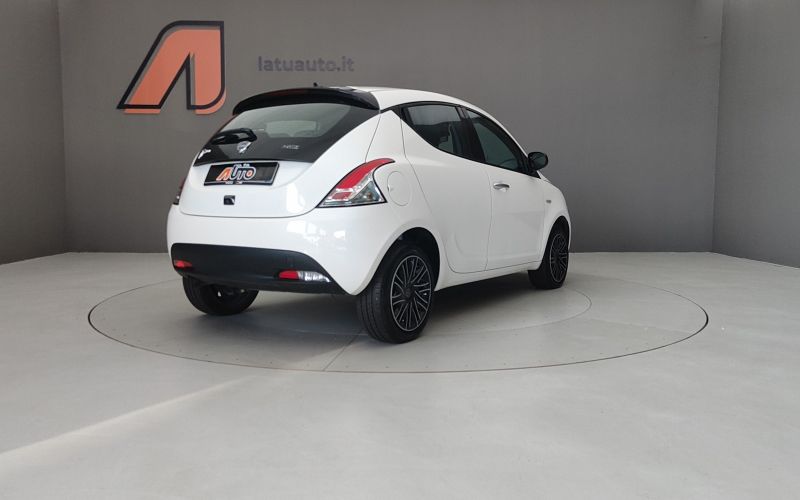 YPSILON 1.0 70CV HYBRID GOLD 