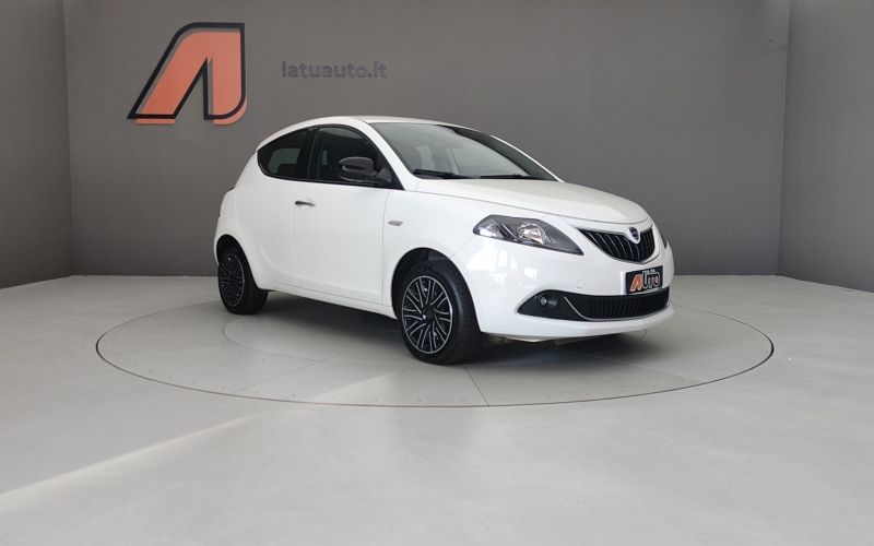 YPSILON 1.0 70CV HYBRID GOLD 