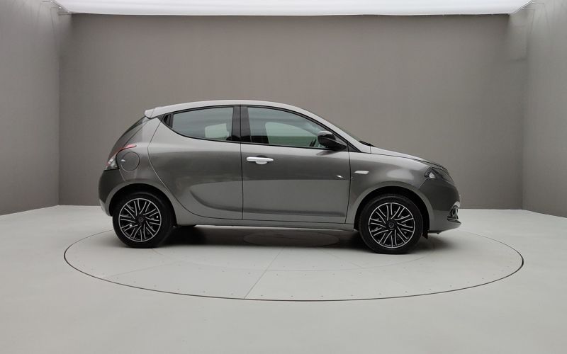 YPSILON 1.0 70CV HYBRID GOLD 