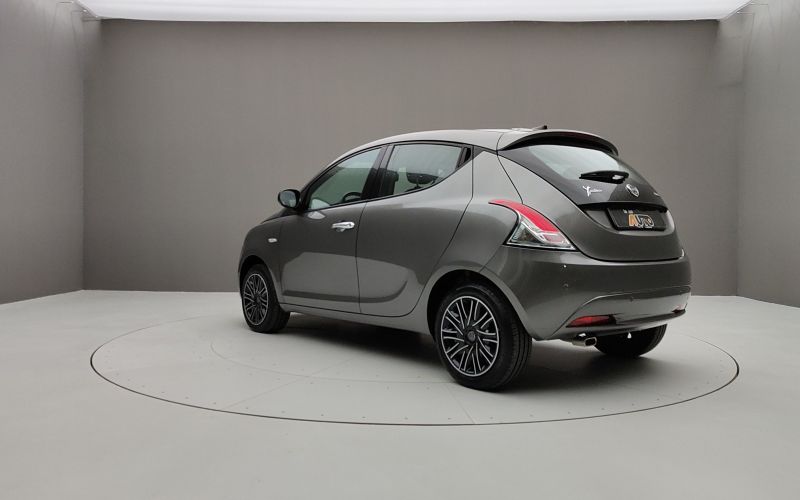 YPSILON 1.0 70CV HYBRID GOLD 