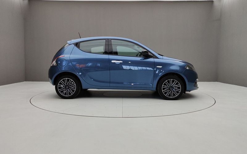 YPSILON 1.0 70CV HYBRID GOLD 