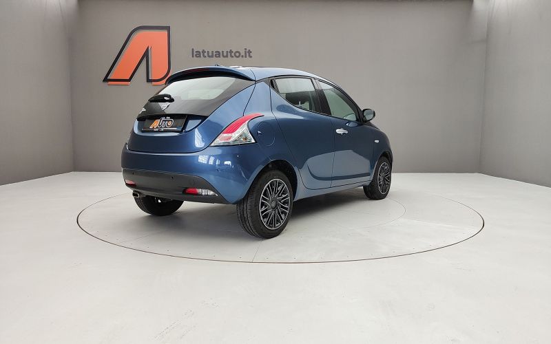 YPSILON 1.0 70CV HYBRID GOLD 