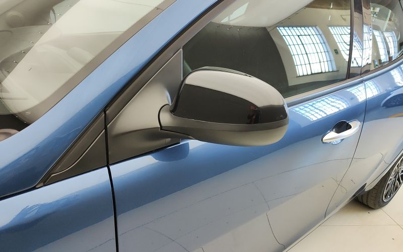 YPSILON 1.0 70CV HYBRID GOLD 