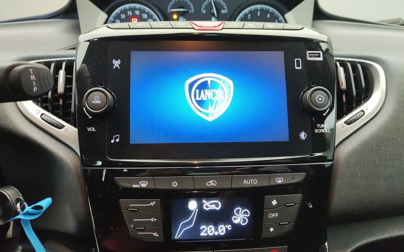 YPSILON 1.0 70CV HYBRID GOLD 