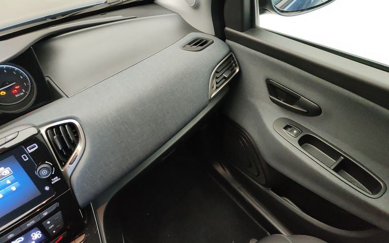 YPSILON 1.0 70CV HYBRID GOLD 