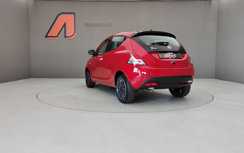 YPSILON 1.0 70CV HYBRID GOLD MY23