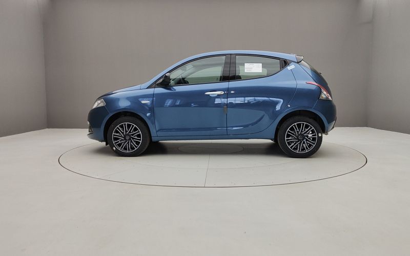 YPSILON 1.0 70CV HYBRID ORO