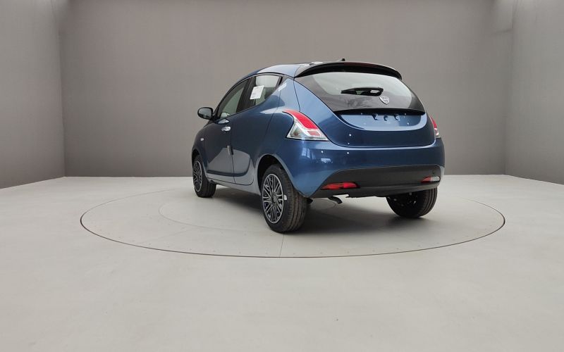 YPSILON 1.0 70CV HYBRID ORO