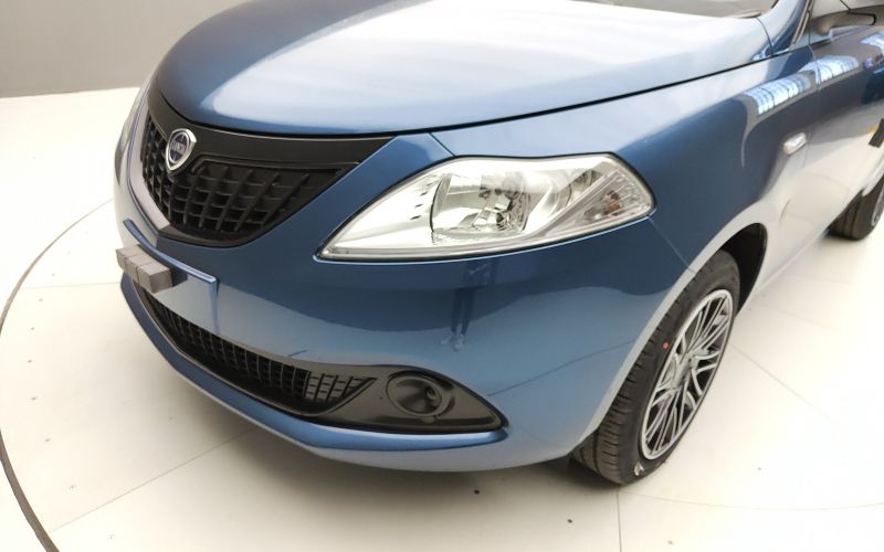 YPSILON 1.0 70CV HYBRID ORO