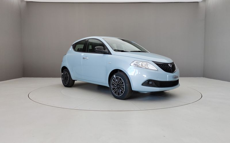 YPSILON 1.0 70CV HYBRID ORO