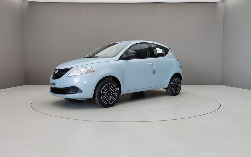 YPSILON 1.0 70CV HYBRID ORO