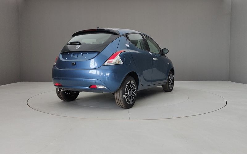 YPSILON 1.0 70CV HYBRID PLATINO 