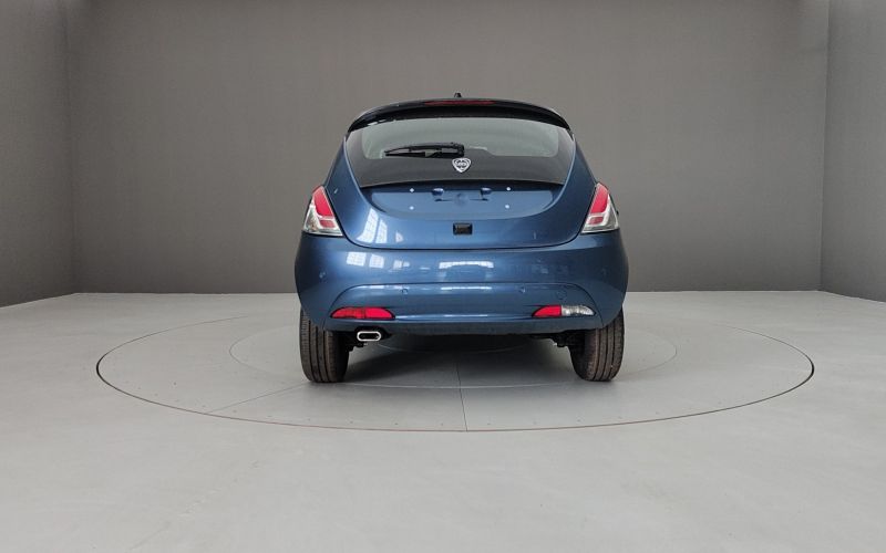 YPSILON 1.0 70CV HYBRID PLATINO 