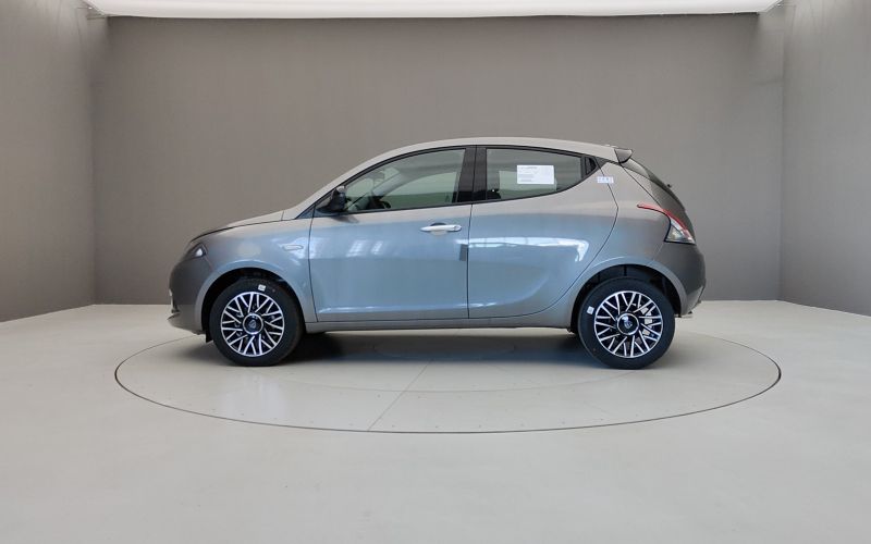 YPSILON 1.0 70CV HYBRID PLATINO 