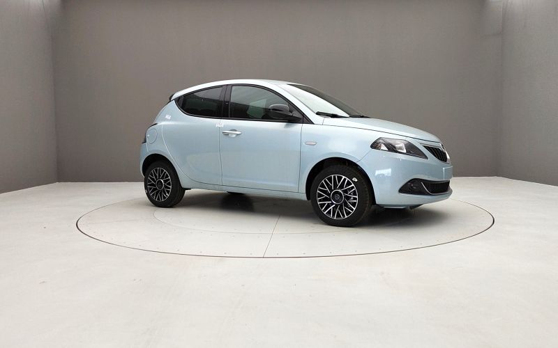 YPSILON 1.0 70CV HYBRID PLATINO 