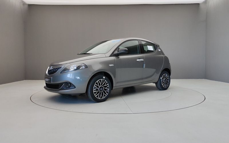 YPSILON 1.0 70CV HYBRID PLATINO 