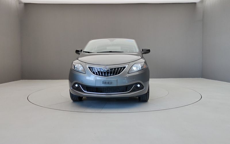 YPSILON 1.0 70CV HYBRID PLATINO 