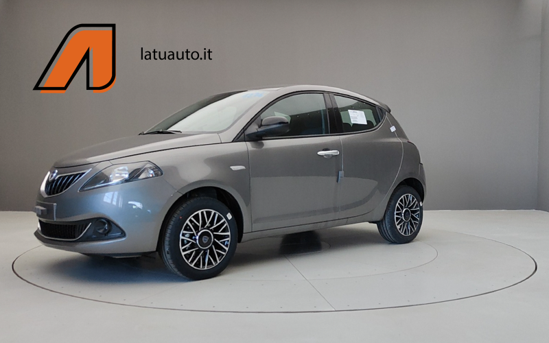 YPSILON 1.0 70CV HYBRID PLATINO 