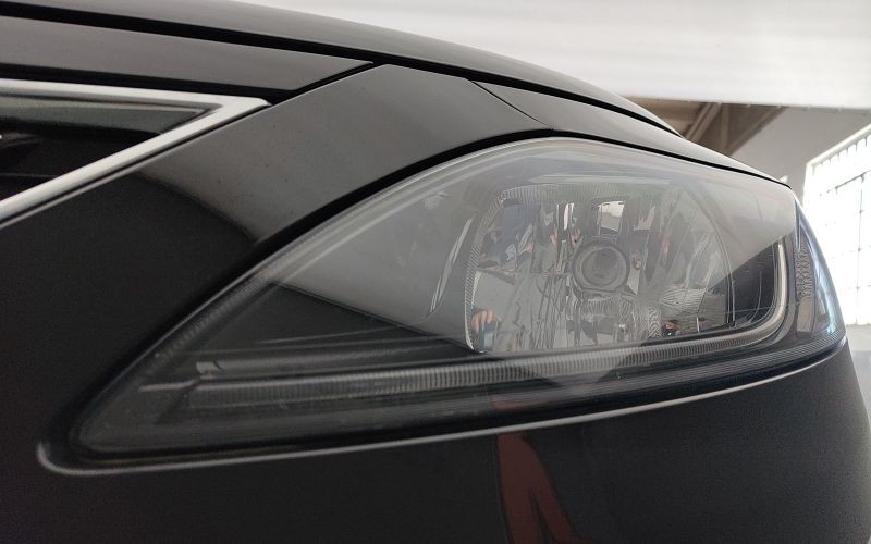 YPSILON 1.0 70CV HYBRID PLATINO 