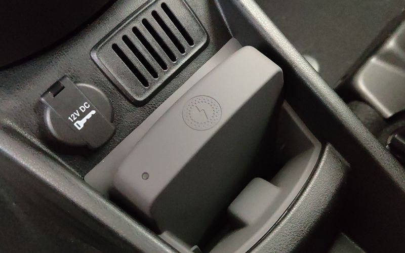 YPSILON 1.0 70CV HYBRID PLATINO 
