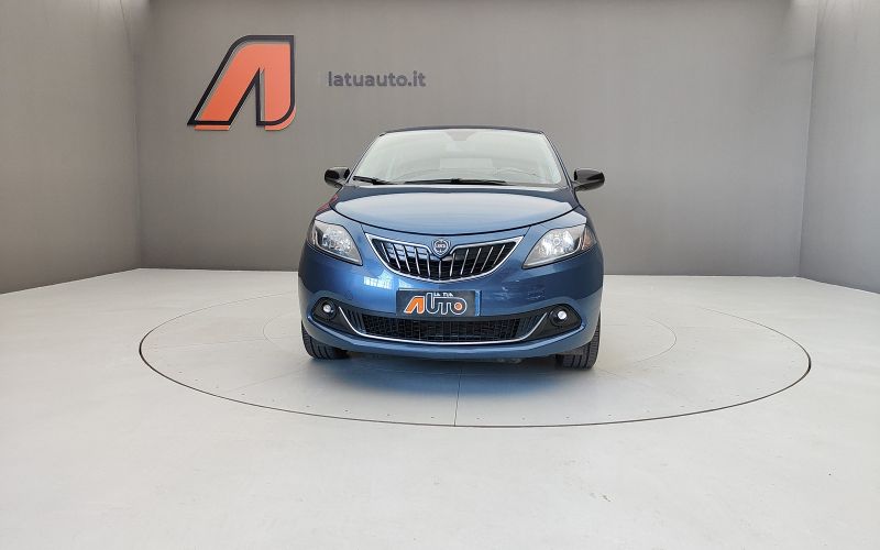 YPSILON 1.0 70CV HYBRID PLATINO 