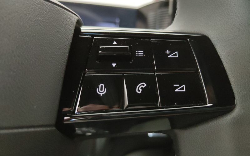 YPSILON 1.2 HYBRID 100CV