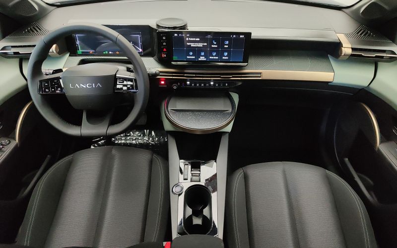 YPSILON 1.2 HYBRID 100CV