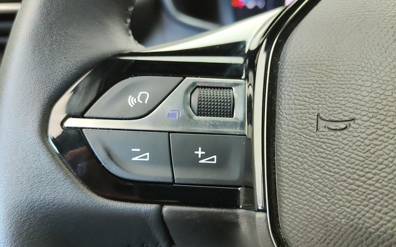 2008  1.2 PURETECH 100CV ALLURE