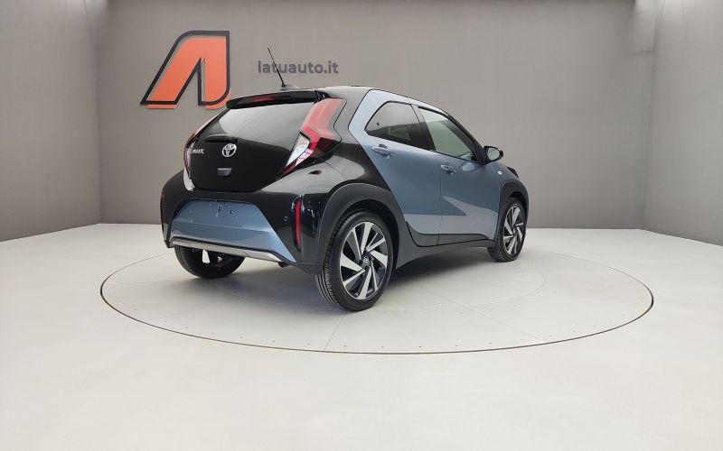 AYGO X 1.0 VVT-I 72CV LOUNGE AIR