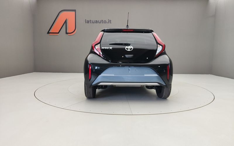 AYGO X 1.0 VVT-I 72CV LOUNGE AIR