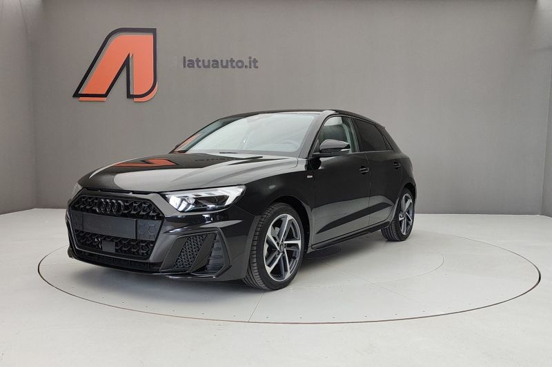 A1 SPORTBACK 30 TFSI 116CV S IDENTITY BLACK 