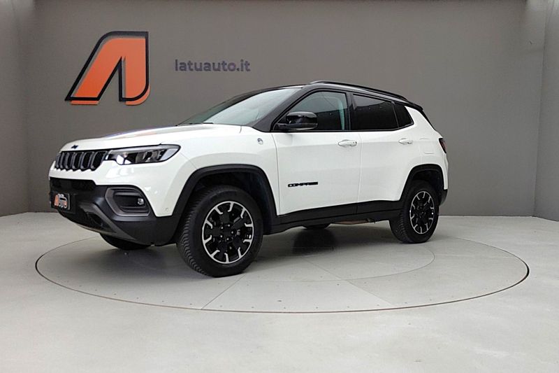 COMPASS 1.3 T4 240CV PHEV TRAILHAWK 4XE AT6 MY23