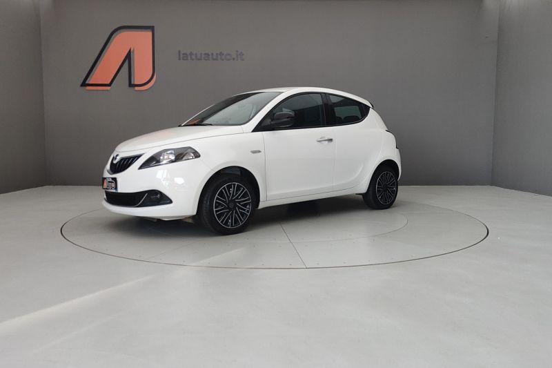 YPSILON 1.0 70CV HYBRID GOLD 